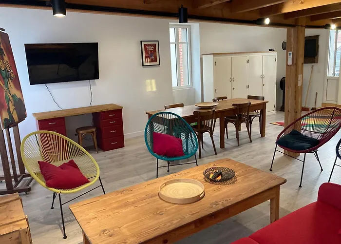 Atelier L'hirondelle Climatisé Appartement *