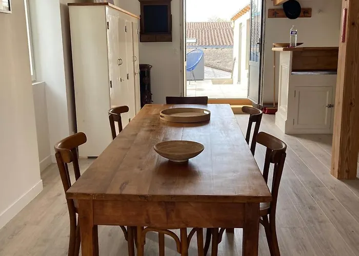 Atelier L'hirondelle Climatisé Appartement *